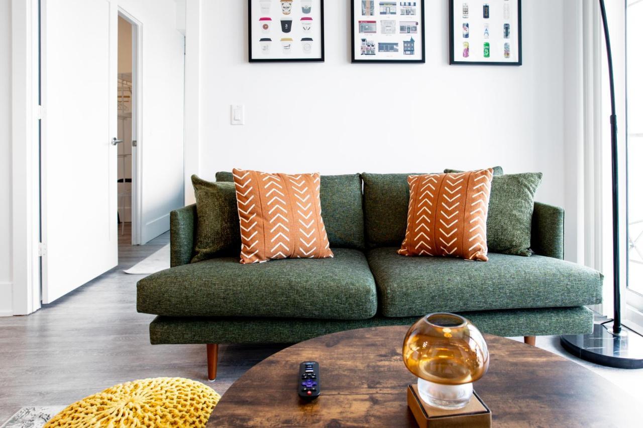 Stylish Suite At 300 Front Street W Торонто Экстерьер фото